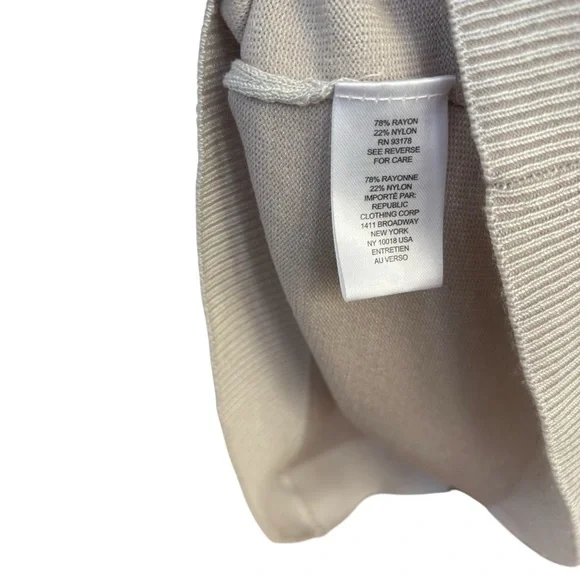 Tahari Pointelle Beige Mock Turtleneck Tank w/Ribbed Soft Knit Women’s S - Picture 3 of 6